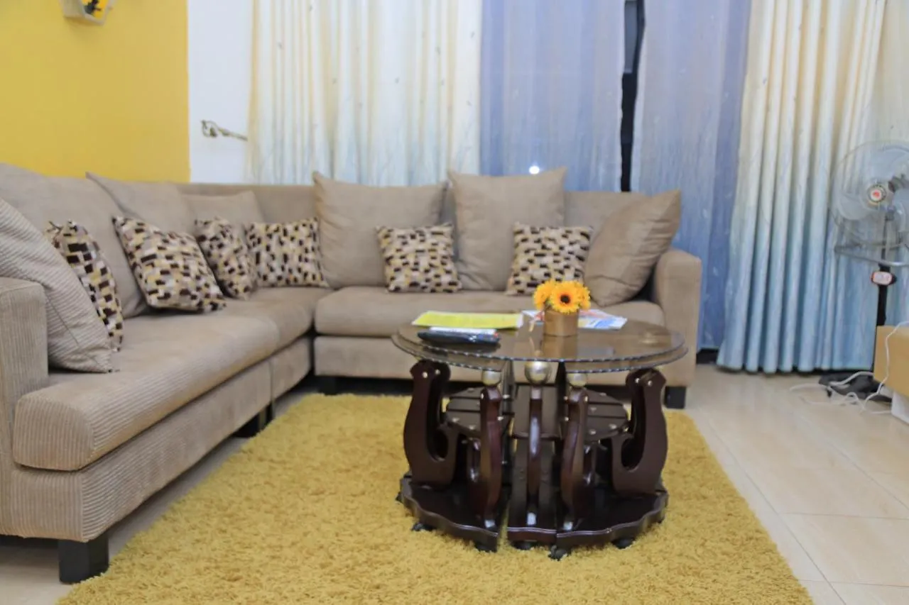 Eac Flat Naguru 3 Bedroom Kampala Lägenhet